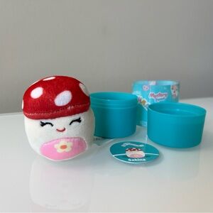 NWT Squishmallows Sakina Mushroom Flower 2” Mystery Capsule Micromallow